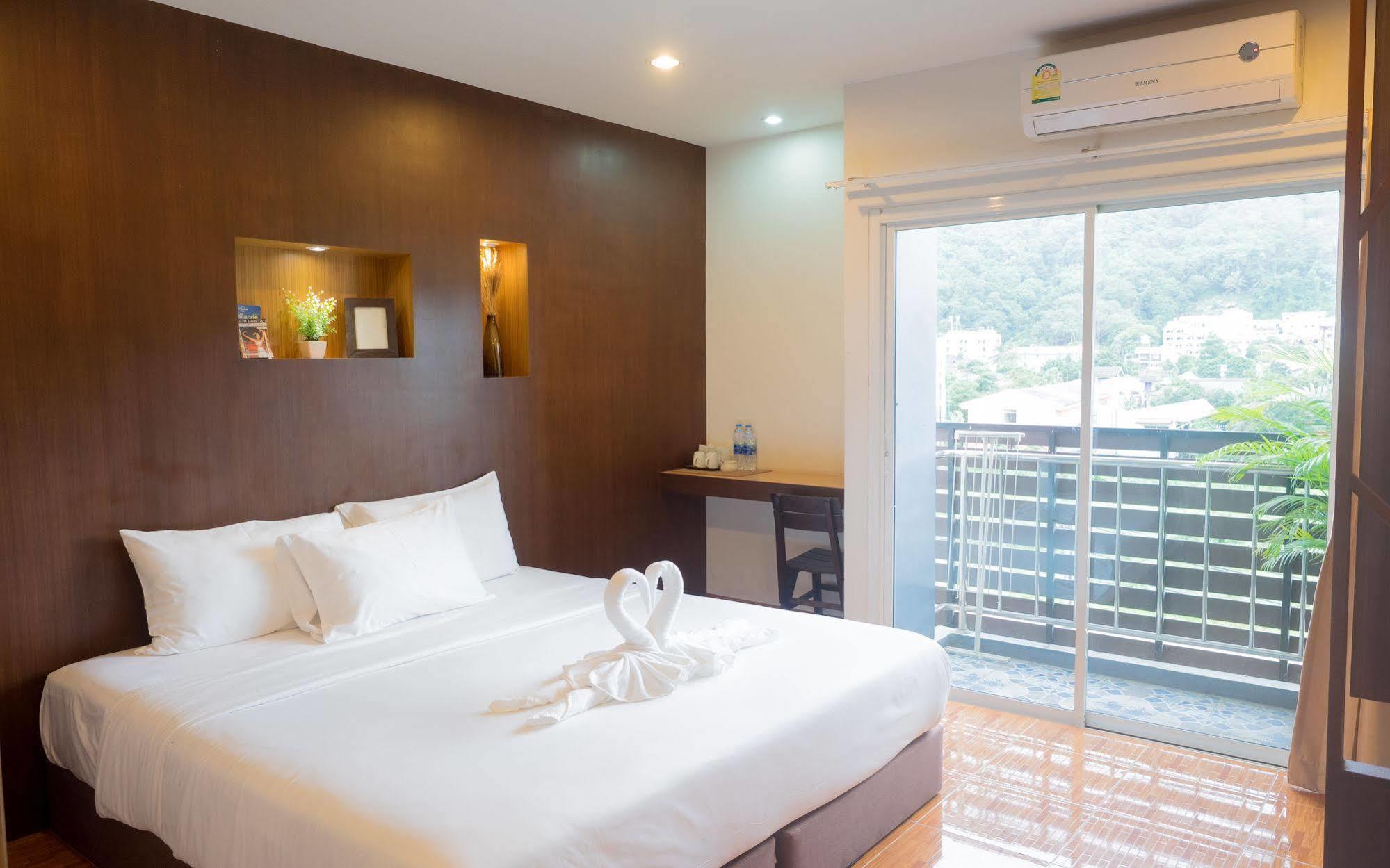 Tree Hug Home Patong Exterior photo